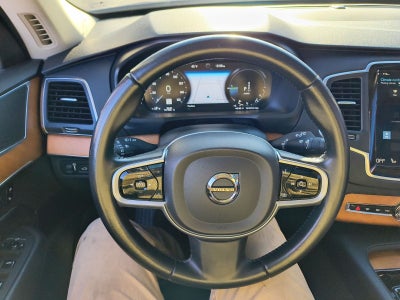 2021 Volvo XC90 Recharge Plug-In Hybrid T8 Inscription Expression 7 Passenger