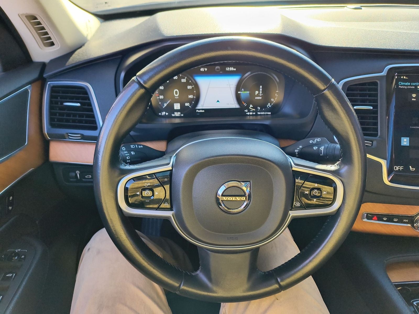 2021 Volvo XC90 Recharge Plug-In Hybrid T8 Inscription Expression 7 Passenger