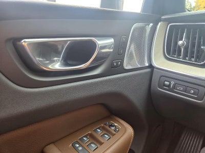 2018 Volvo XC60 Inscription