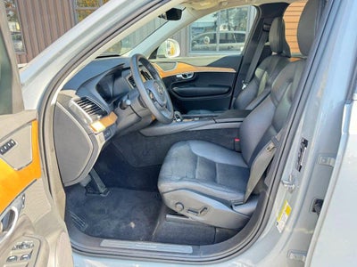 2024 Volvo Xc90 Recharge Plug-In Hybrid Plus Bright Theme