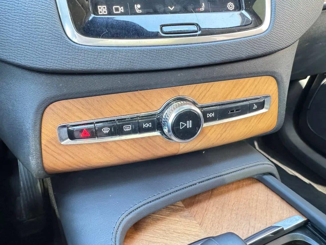 2024 Volvo Xc90 Recharge Plug-In Hybrid Plus Bright Theme