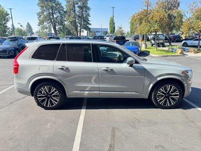 2024 Volvo Xc90 Recharge Plug-In Hybrid Plus Bright Theme