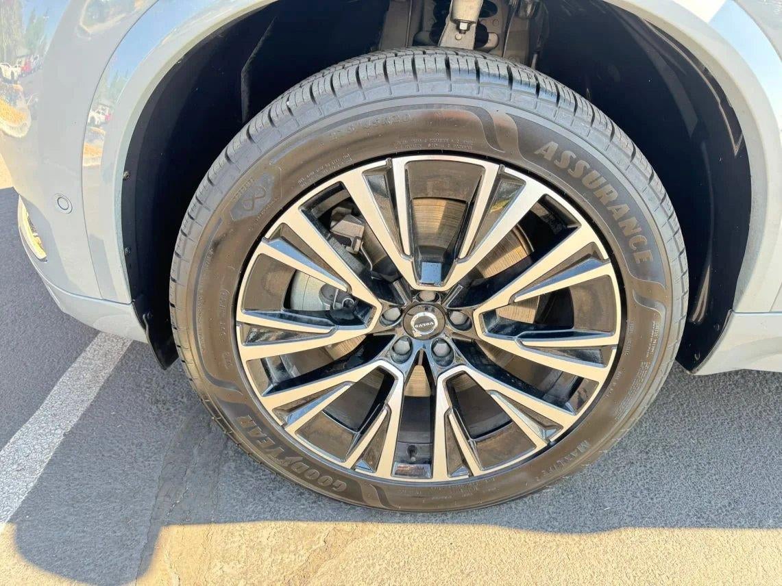 2024 Volvo Xc90 Recharge Plug-In Hybrid Plus Bright Theme