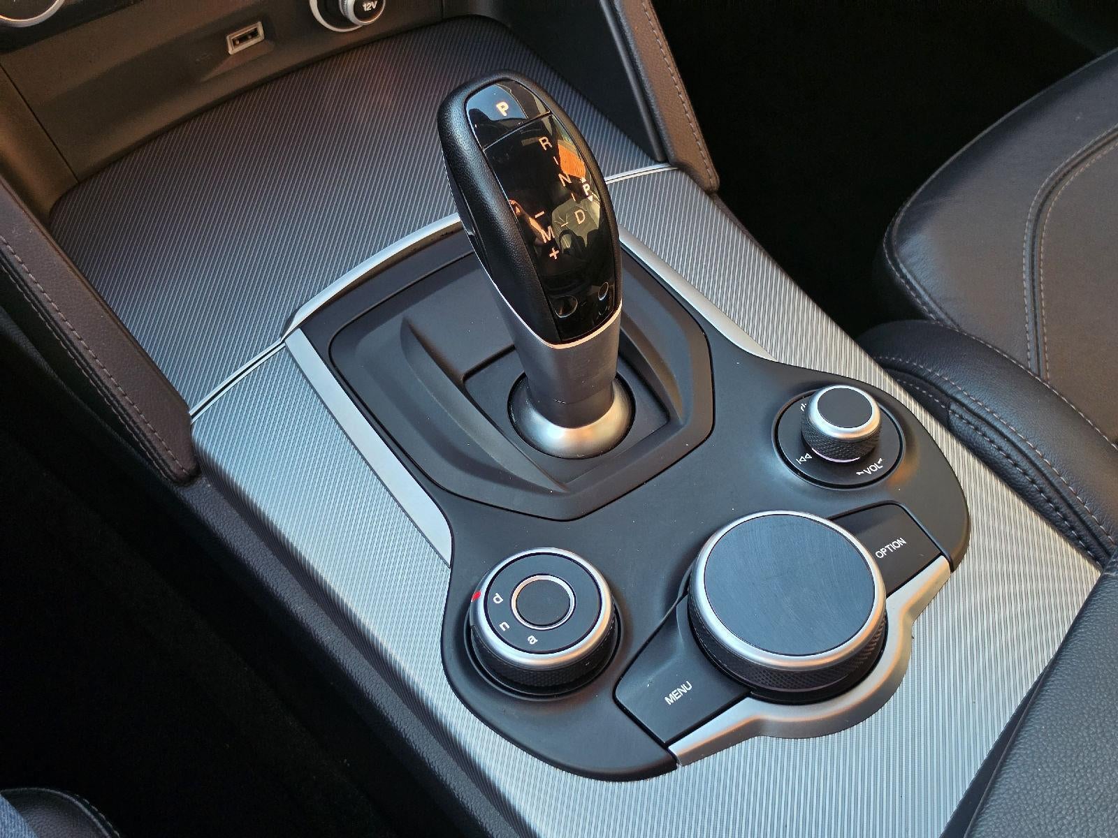 2018 Alfa Romeo Stelvio Ti Sport