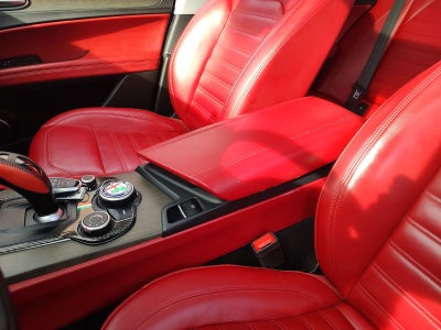 2019 Alfa Romeo Stelvio Ti